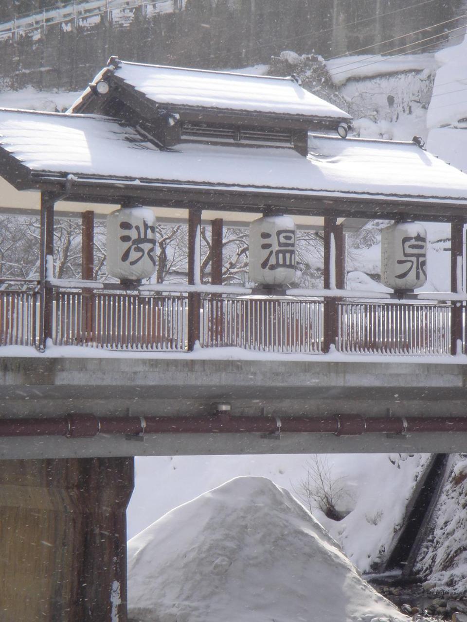 Senshinkan Matsuya Яманути Экстерьер фото