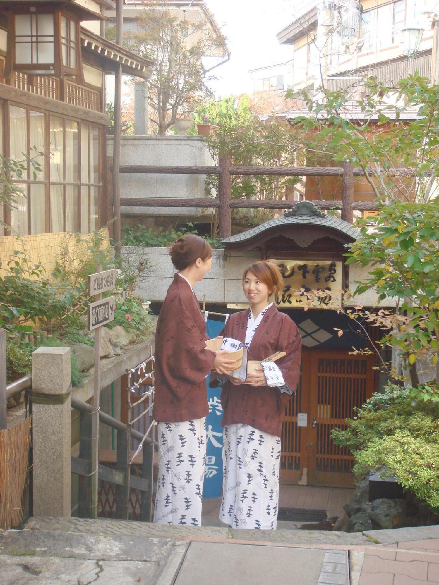 Senshinkan Matsuya Яманути Экстерьер фото