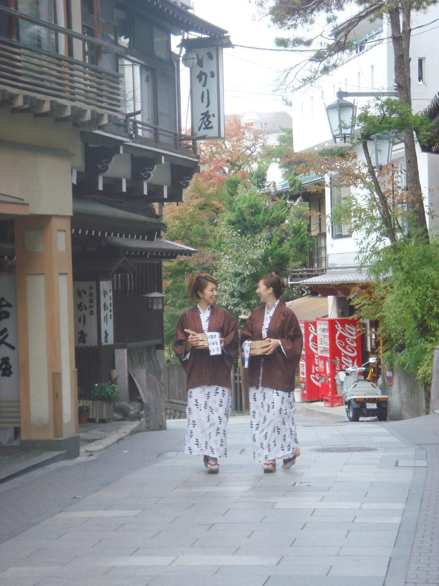 Senshinkan Matsuya Яманути Экстерьер фото