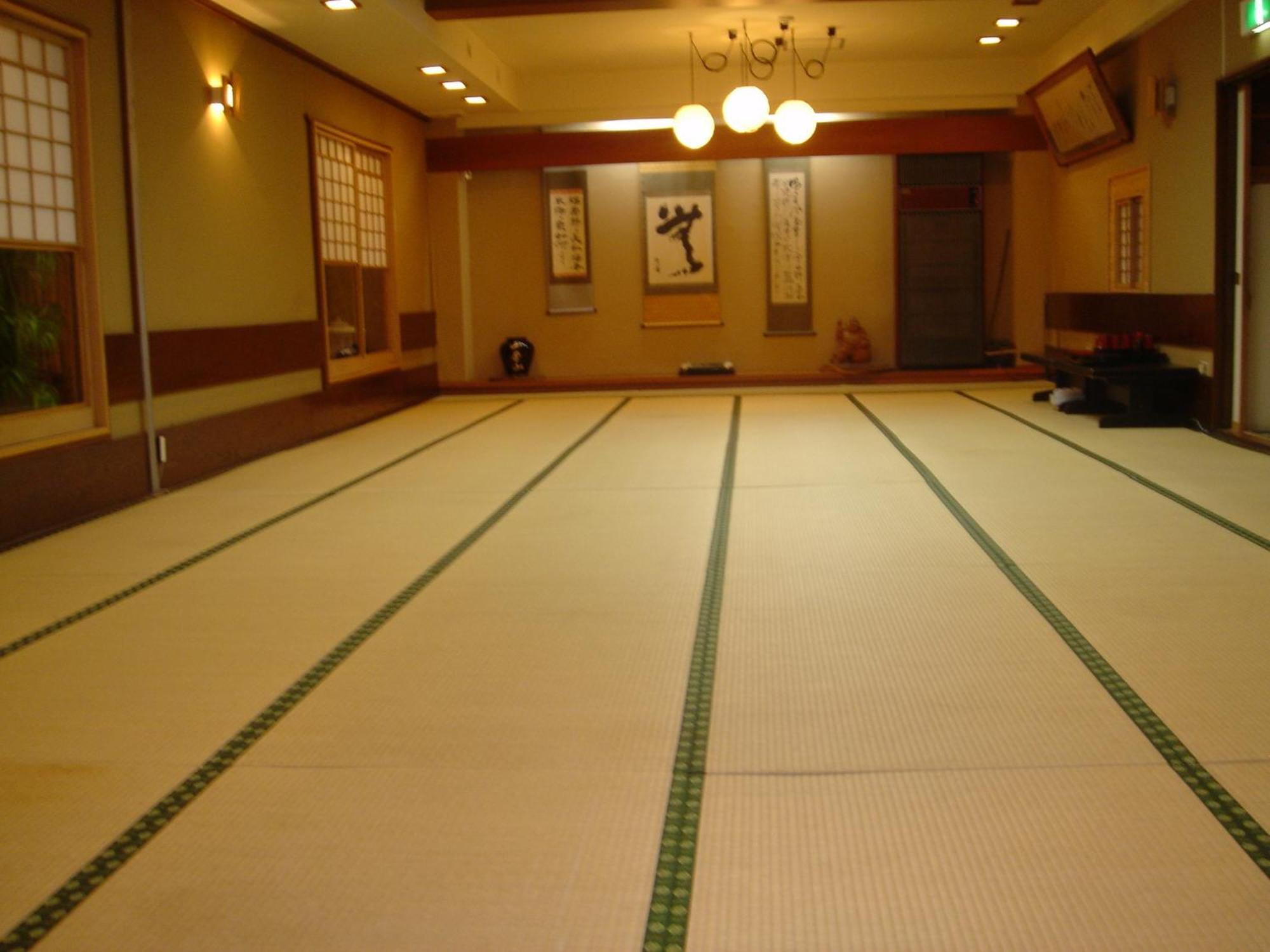 Senshinkan Matsuya Яманути Экстерьер фото